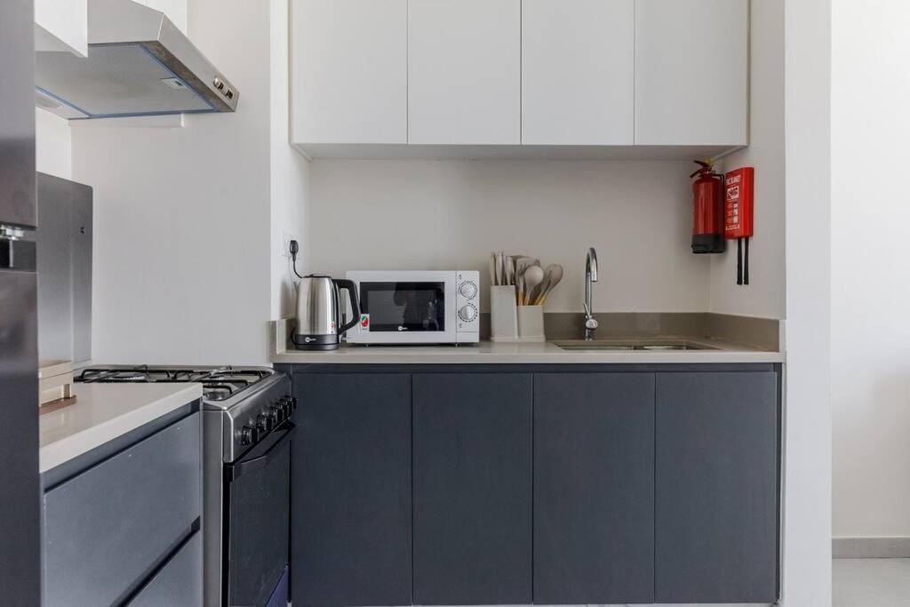 Sahab - Solo 1Br Apt In Al Jada Sharjah Buitenkant foto
